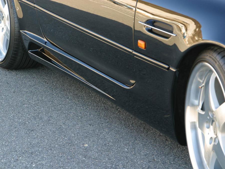 Детали экстерьера Aston Martin DB7 by Wald 1999 года  (фото 5 из 12)